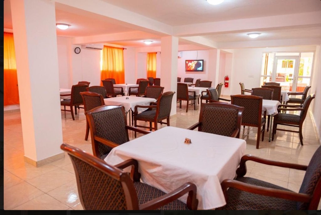 Salle du restaurant Chevou